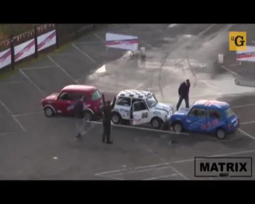 Parcheggio in retromarcia a 40km/h. È record!