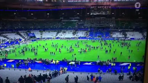 Panico allo Stade de France