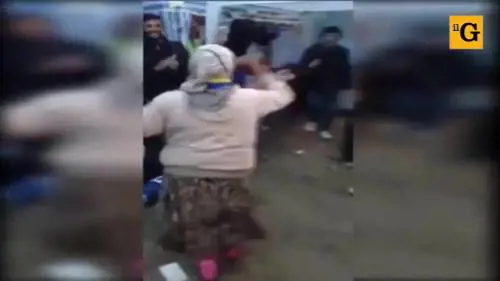 Il terrorista balla coi rifugiati in Serbia