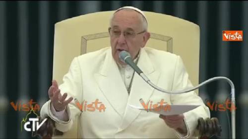Papa Francesco: "Niente porte blindate alle chiese"