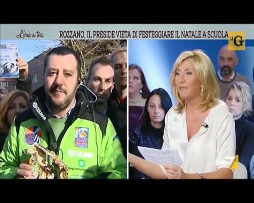 Salvini: "Alfano fa il presepe? Pensi a buttare fuori i clandestini"