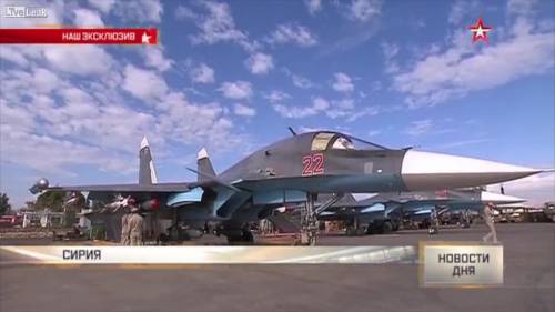 Bombardieri russi in volo coi missili aria-aria