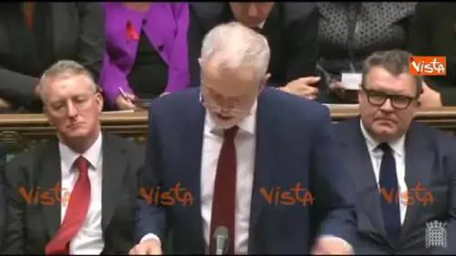 La gaffe di Corbyn: "L'Isis è a Palermo"
