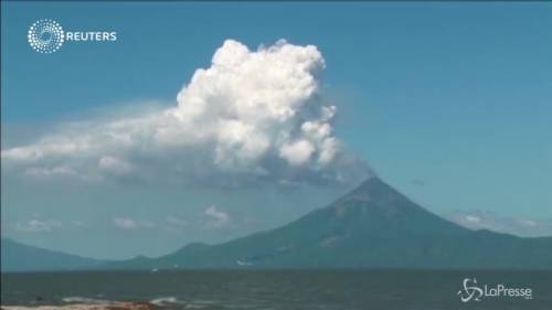 Nicaragua, il vulcano Momotombo si risveglia dopo 110 anni