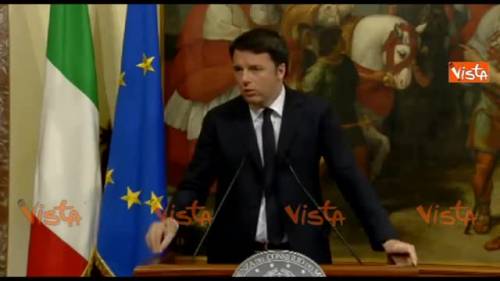 Banche, Renzi: "Abbiamo salvato i conti correnti degli italiani"