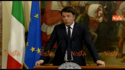 Banche, Renzi: "Stiamo cercando una soluzione per gli obbligazionisti"