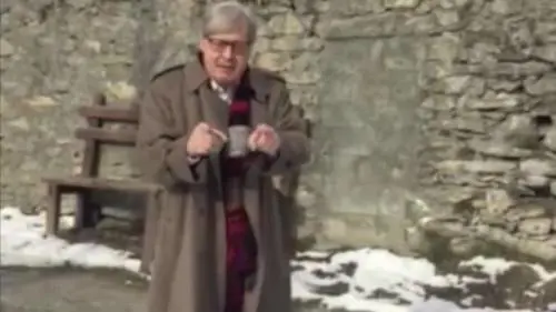 Sgarbi agli animalisti: "Cani, mi avete rotto"