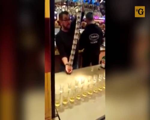 Germania. Il barman che vi lascerà a bocca aperta