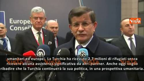 Ue, Davutoglu: sui rifugiati nessuna contrattazione con Ue