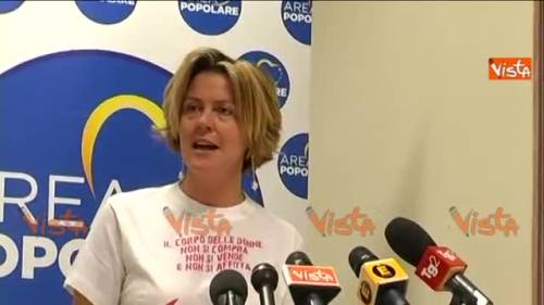 Lorenzin: con utero in affitto donne come forno per torte preparate da altri