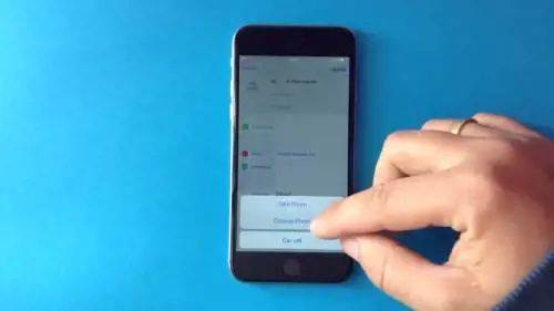 Come sbloccare un iPhone con Siri