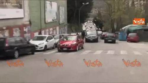 L'ex ministro Guidi arriva in Procura a Potenza