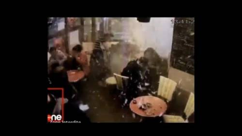 Il fratello di Salah si fa esplodere nel bar