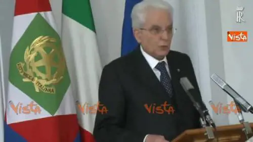 Mattarella: contro corruzione serve alleanza tra forze sane