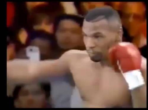 Tyson sul ring nel 1995 e il giallo del cellulare