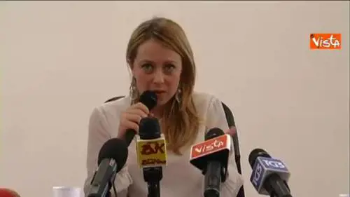 Meloni: "Salvini voterà la Raggi? Notizia falsa"