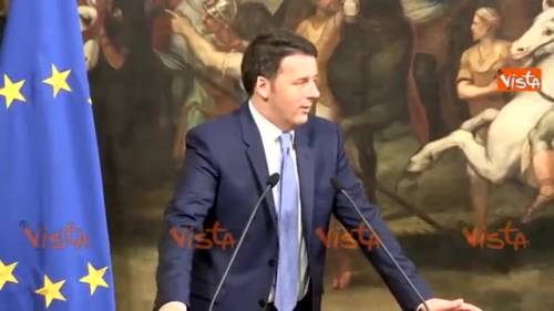 Renzi scherza con Cantone: per rimettere in piedi Napoli serve Higuain