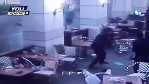 Tel Aviv, le immagini dell'attacco