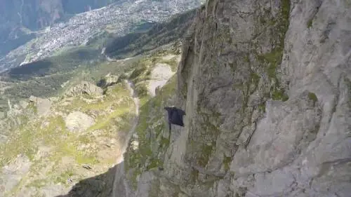 Il video più famoso di Dario Zanon, morto dopo un lancio sul Monte Bianco