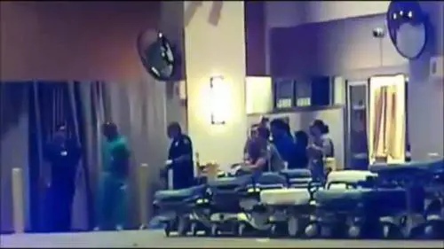 Orlando, un testimone: "Un ragazzo bloccava le uscite"