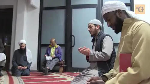 "I media ci manipolano: il terrorismo islamico è opera della massoneria"