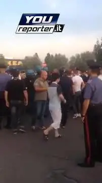 Sesto Fiorentino, tensione tra i cinesi e le forze dell'ordine