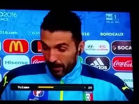 Le lacrime di Buffon in diretta televisiva