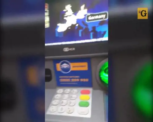 Occhio agli skimmer dei bancomat. La nuova truffa ipertecnologica