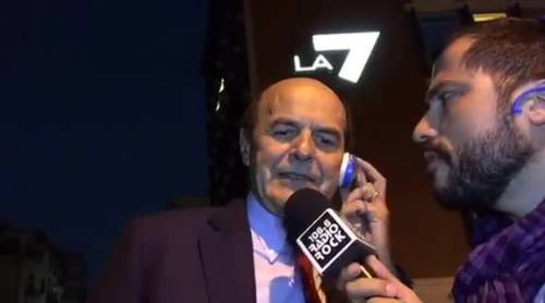 Bersani canta Vasco: "Un senso (al Pd) arriverà