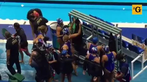 Pallanuoto, il Setterosa vola in finale