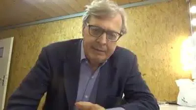 Vittorio Sgarbi contro la Swiss Air: "Non volerò mai più con loro"