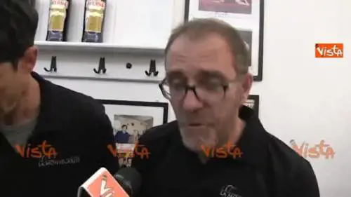 Bova, Mastandrea, Gassman attori-camerieri per i terremotati 