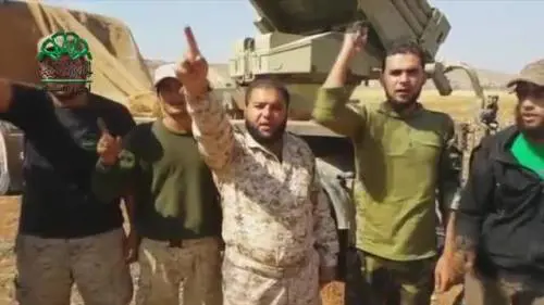 Siria, la Coalizione consegna lanciarazzi Grad ai ribelli