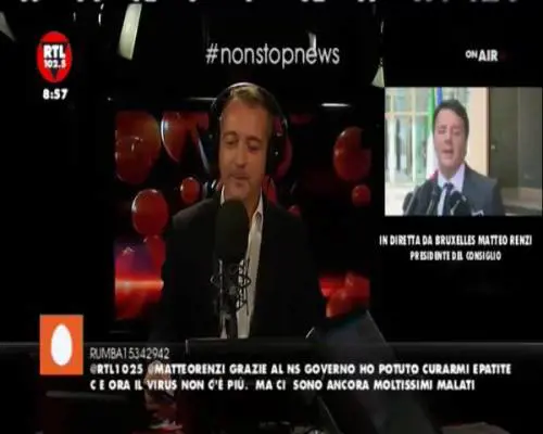 Renzi e i Masai che votano Sì al referendum