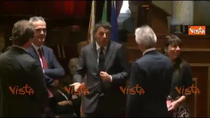 "Sembrò un augurio di morte". Renzi e la gaffe coi giapponesi