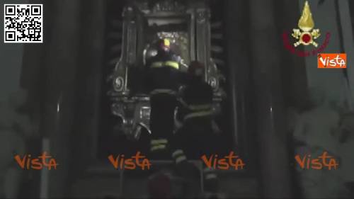 Norcia, chiesa Madonna Addolorata: vigili del fuoco salvano l'icona dell'altare