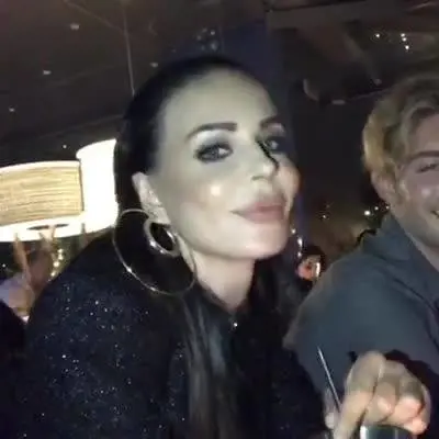 Premio Eva 3000, Nina Moric provocante a cena