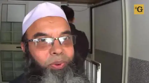Il "ricatto" degli islamici: "Dateci le moschee o pregheremo in Vaticano"