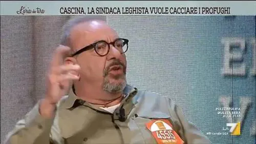 "Cascina è un paesetto del cazzo. E la sua sindaca mi fa schifo"