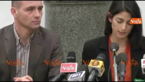 Raggi: "Mi dispiace per Beppe Grillo che aveva sollevato perplessità"
