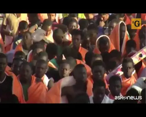 Palermo in balìa di migranti e siccità