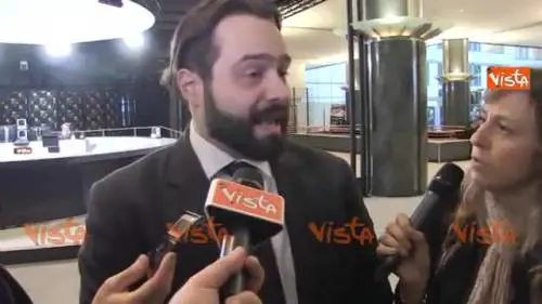 Castaldo (M5S): Farage ci critica Fatti confermeranno nostra coerenza