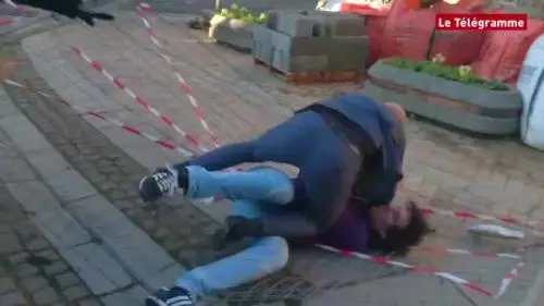 Sventata aggressione all'ex premier Valls