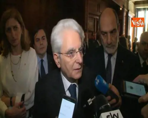 Mattarella: "Rammarico e preoccupazione per popolazioni colpite dal sisma"