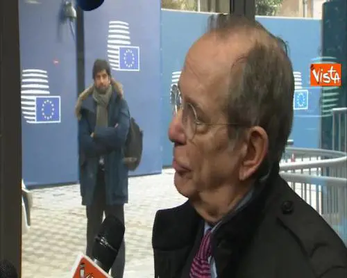 Padoan: "Procedura di infrazione Ue sarebbe inversione a U"