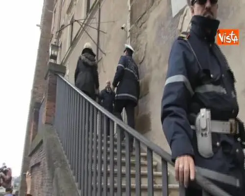 Raggi: "Se ho la fiducia del partito? Direi di sì"