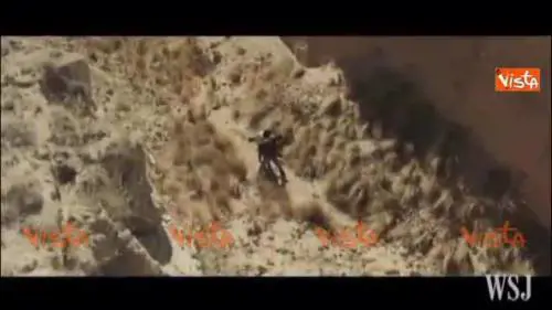 SuperBowl, lo spot dei migranti messicani contro il muro di Trump