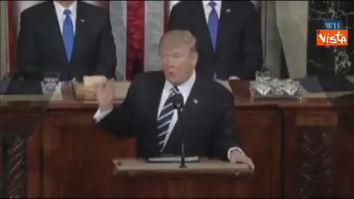 Trump: investiremo miliardi in infrastrutture