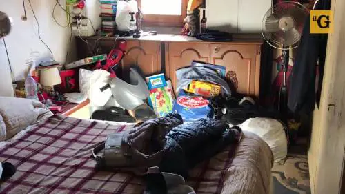 Italiani senza casa: il Comune gli propone di trasferirsi in un campo rom