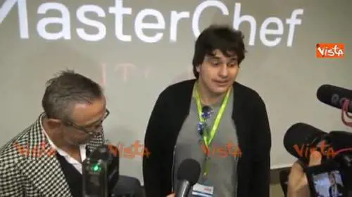 Il vincitore di Masterchef Italia riceve a sorpresa proposta di lavoro da chef Barbieri